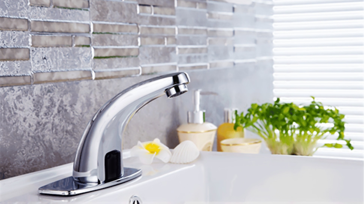 How to Fix a Bathroom Faucet Leaking at Base Apartment Lovers