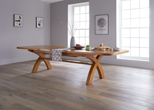 County Oak Extendable Table