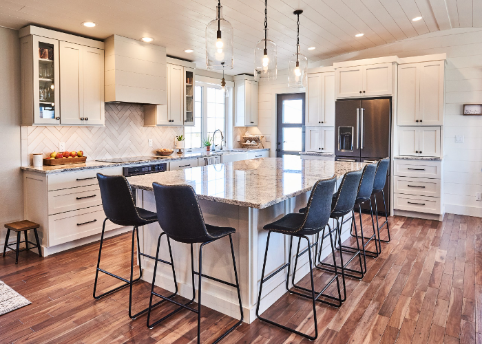 Kitchen Islands And Peninsula