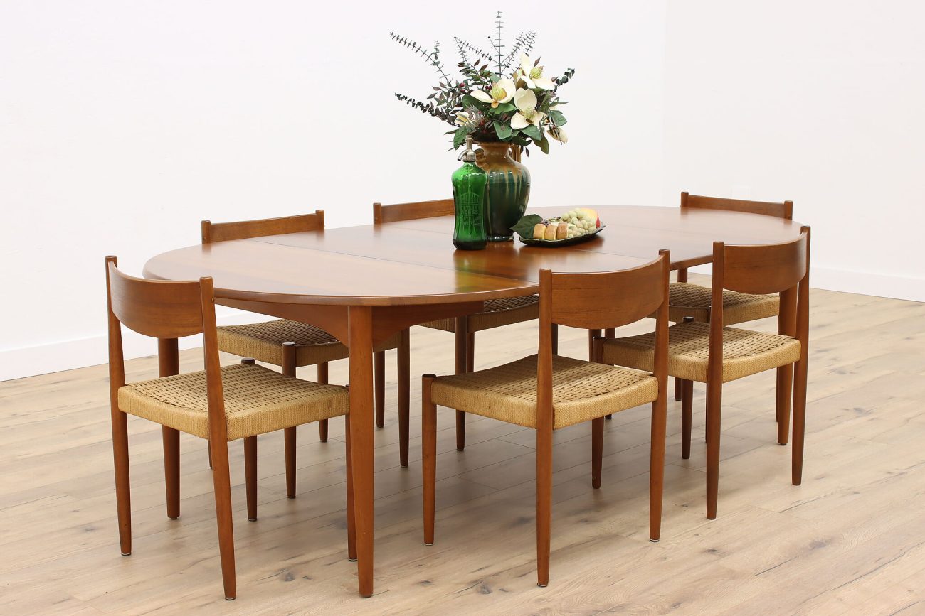 Mahogany Wood Dining Table