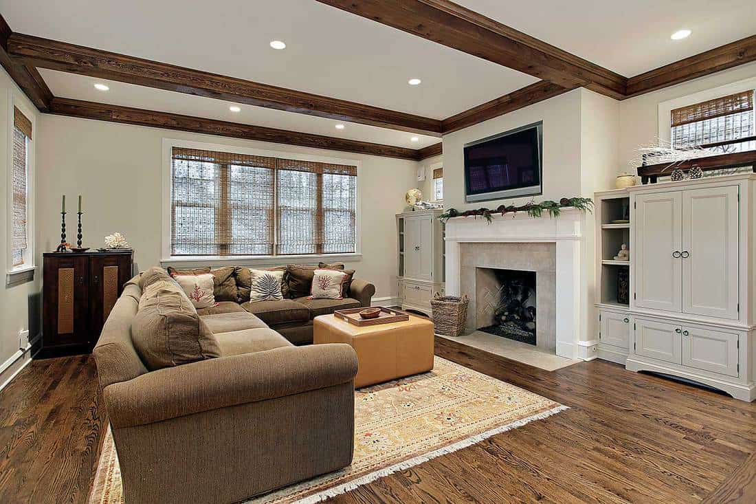 Considerations for Choosing the Right Color for Ceiling Beams.